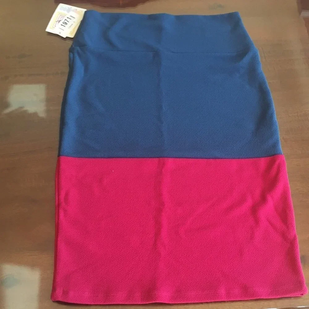 S‎ Lularoe Cassie Skirt C03 119